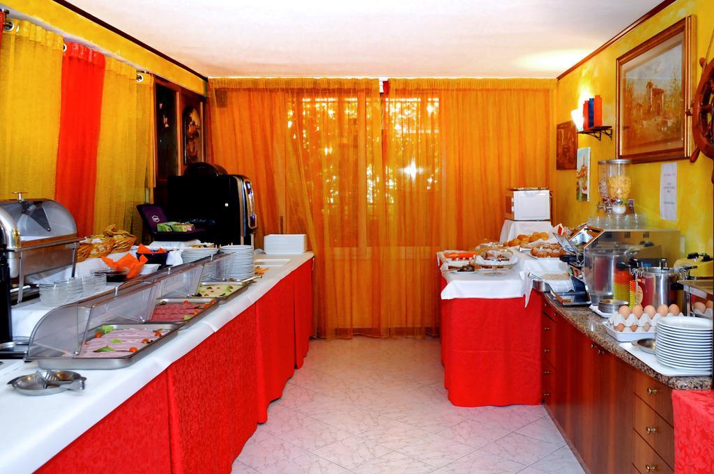 Hotel Fortuna Caorle Exterior foto